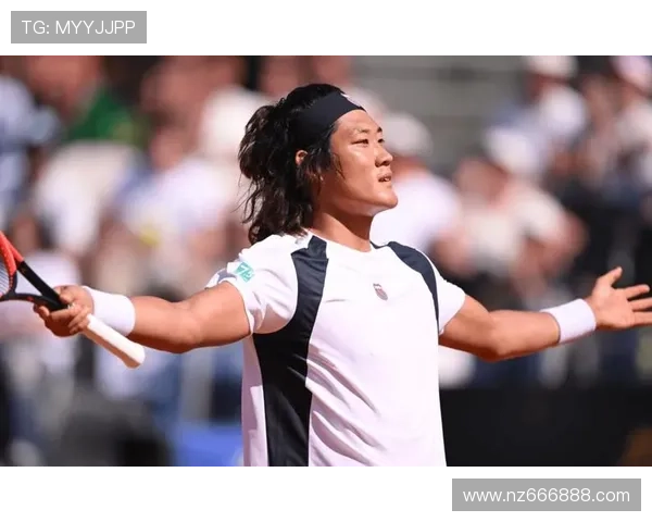 张之臻红土首轮三盘告负